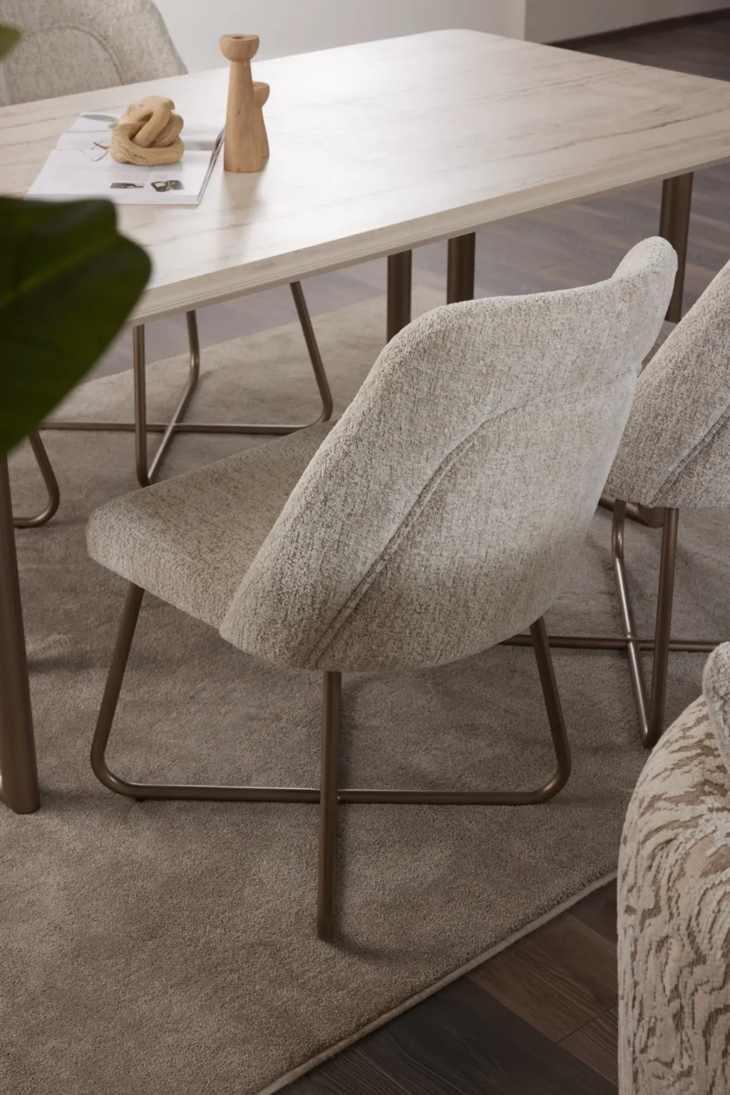 Loft Yemek Odası Takımı