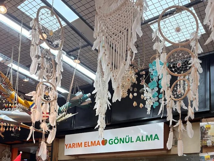 Rüya Kapanı Nedir? Nasıl Seçilir ve Nereye Asılır?