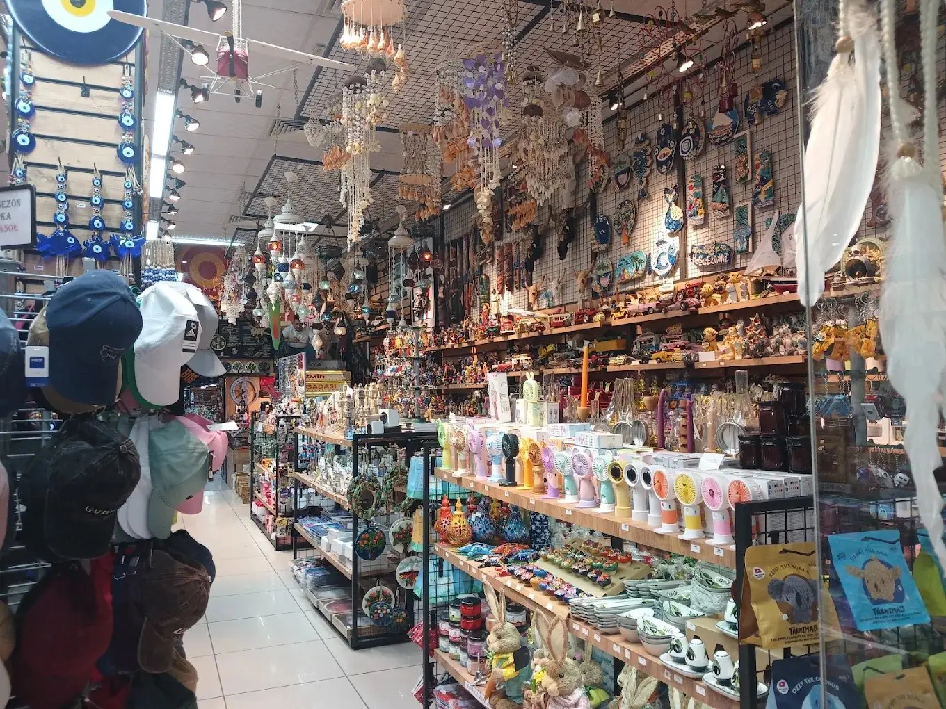 Takı & aksesuar duvarı