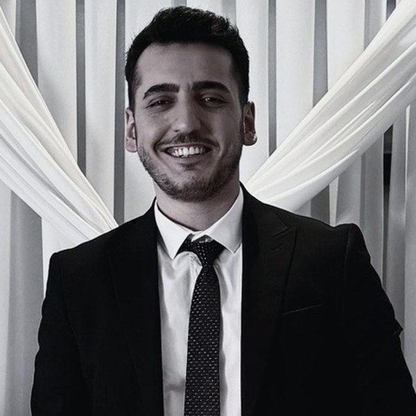 Enes Ayata