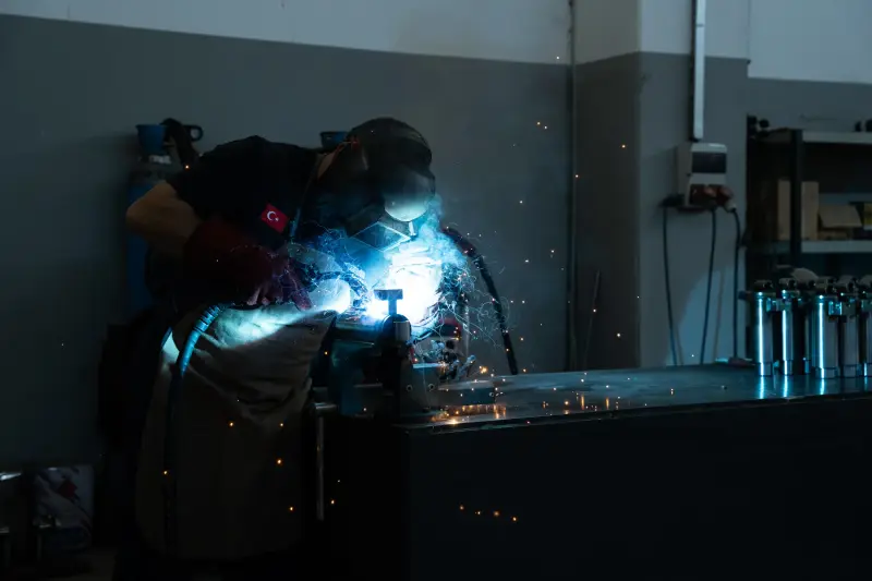 Manual welding in skilled hands