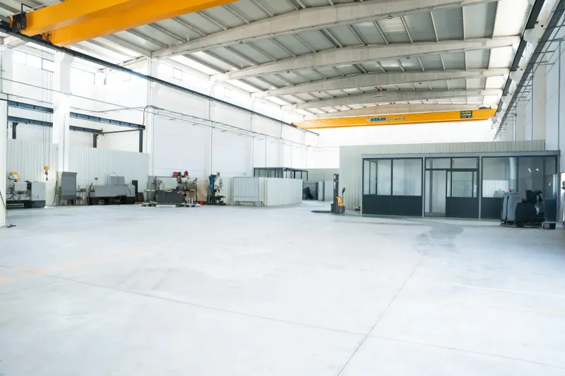 Design, manufacturing, and overhaul of hydraulic cylinders