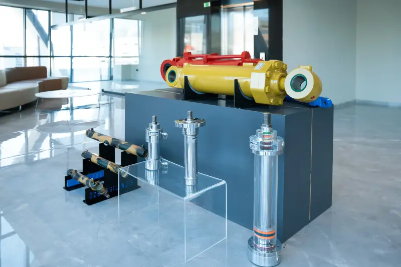 Cylinder showcase