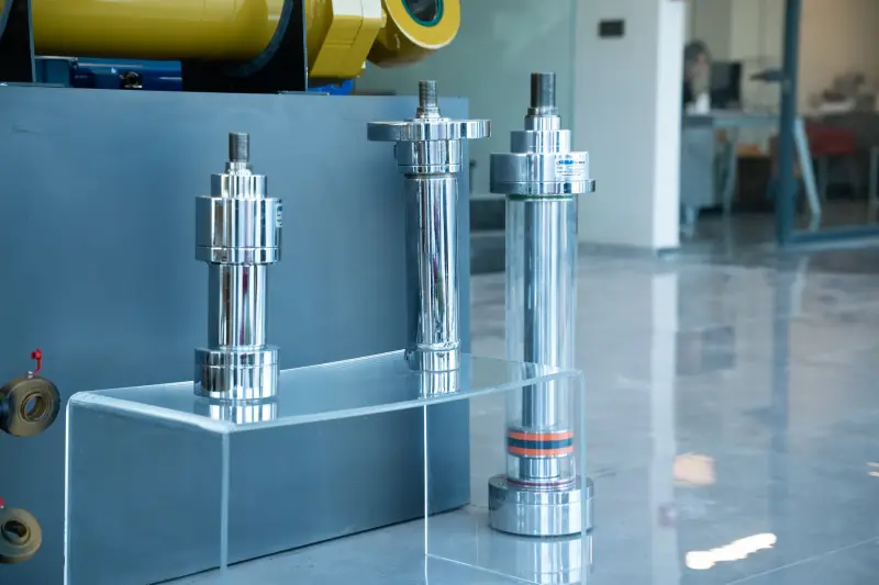 Chrome-plated rods and cylinders