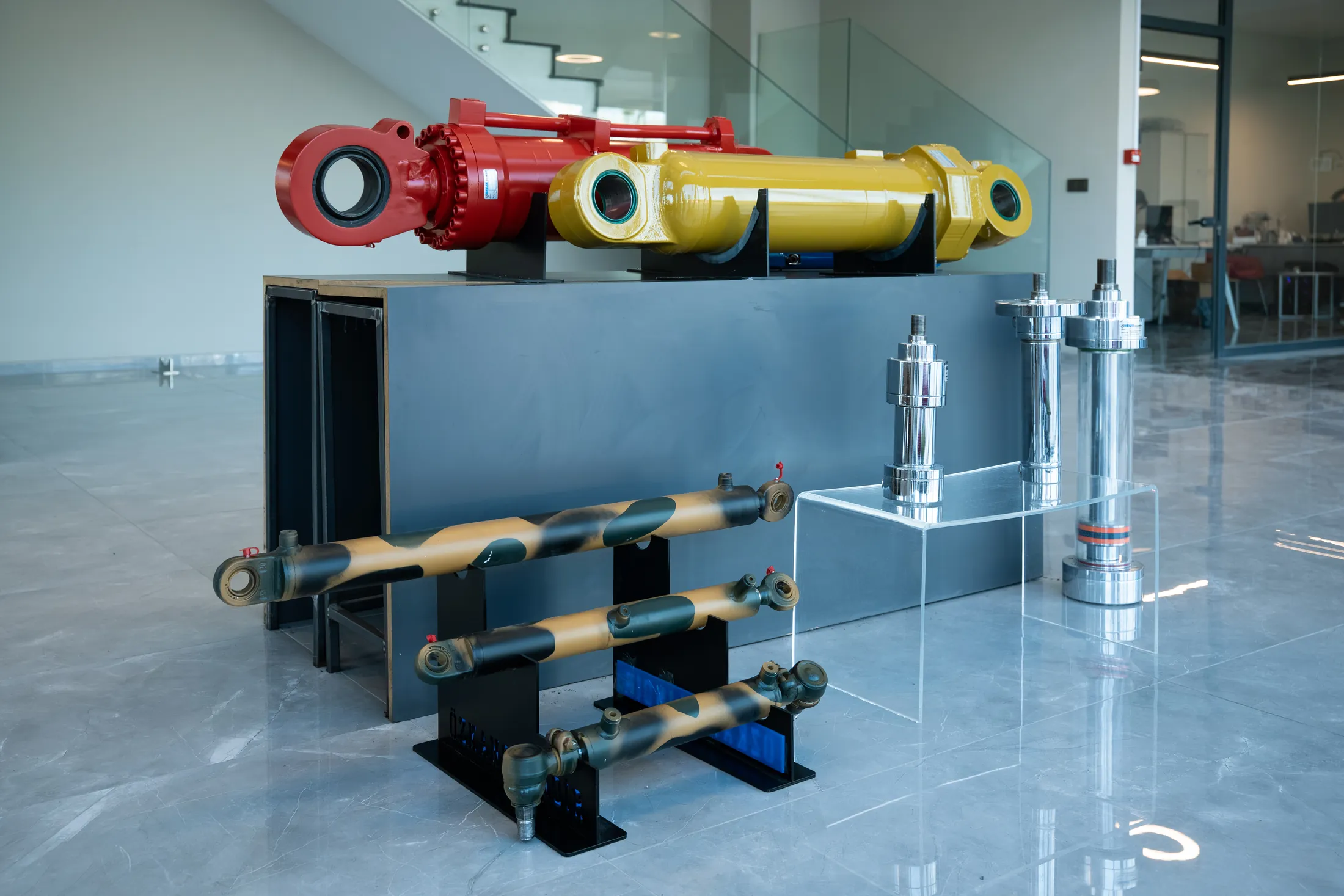 Types of Hydraulic Cylinders: Differences Between Single-Acting, Double-Acting and Telescopic Cylinders