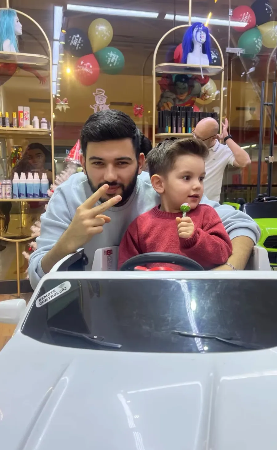 Kuaförümüzle arabalı koltukta ilk tıraş